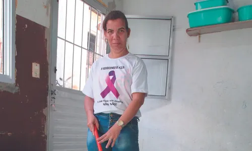 
          Imagem ilustrativa da imagem É possível ter mais qualidade de vida com artrite e fibromialgia?
          