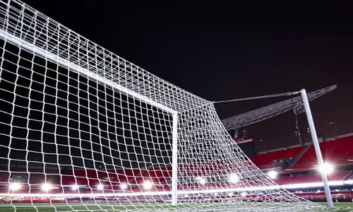 
          Imagem ilustrativa da imagem Em casa, São Paulo busca retomar vitórias para colar nos líderes do Brasileirão
          