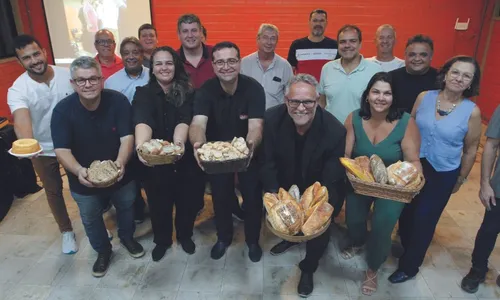 
          Imagem ilustrativa da imagem Empresas abrem vagas para trabalhadores com mais de 50 anos
          