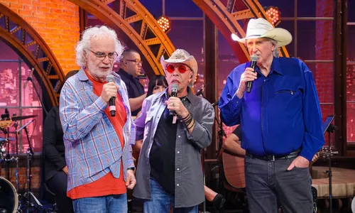 
          Imagem ilustrativa da imagem Entrevista de Chrystian no The Noite é exibida pouco antes do anúncio de sua morte
          