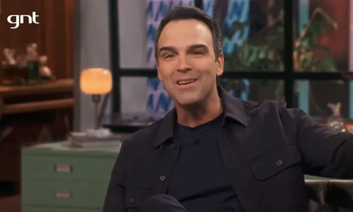 
          Imagem ilustrativa da imagem Errado é trair e ter várias amantes, diz Tadeu Schmidt sobre filha queer
          