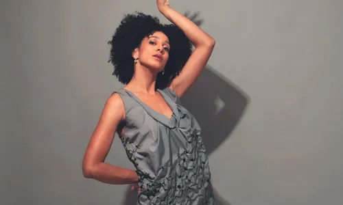 
          Imagem ilustrativa da imagem Ester Dias: “Não vale tudo pelo sucesso”
          