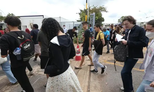 
          Imagem ilustrativa da imagem Estudantes têm até esta sexta-feira para se inscrever no Enem
          