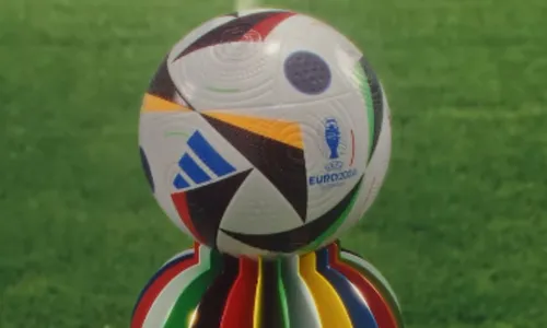 
          Imagem ilustrativa da imagem Eurocopa começa com muito equilíbrio, sem grande favorito e potências sob pressão
          