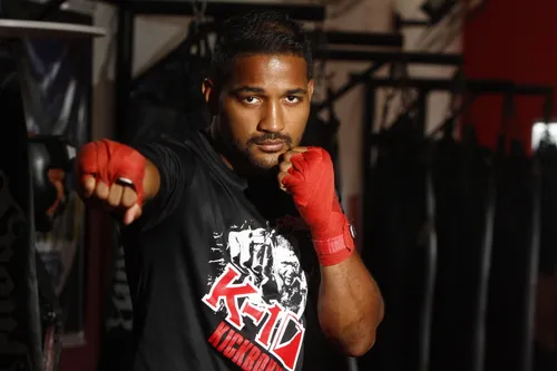 
          Imagem ilustrativa da imagem Evento de boxe de Yamaguchi Falcão estreia em Vitória neste mês
          