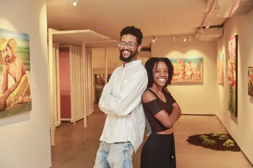 
          Imagem ilustrativa da imagem Exposição de pinturas mostra a realidade do Pina e inaugura novo espaço para artes
          