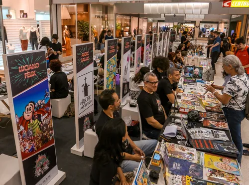 
          Imagem ilustrativa da imagem Feira Geek e de ilustrações volta ao Shopping Plaza
          