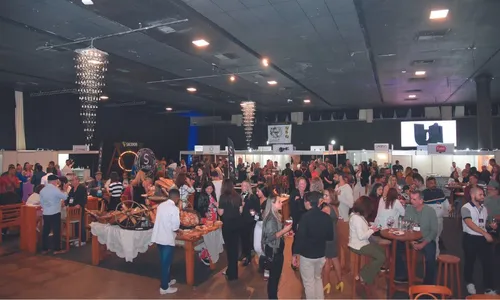 
          Imagem ilustrativa da imagem Feira para apaixonados por vinho e gastronomia
          