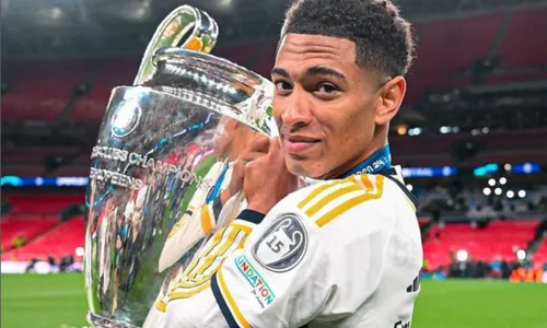 
          Imagem ilustrativa da imagem Festa do Real tem Bellingham alterado e Ancelotti dançarino ao som de funk
          