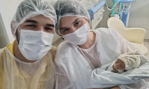 
          Imagem ilustrativa da imagem Filho de Zé Vaqueiro recebe alta de hospital após quase um ano internado
          