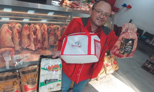 
          Imagem ilustrativa da imagem Fim de semana na torcida por kit churrasco!
          