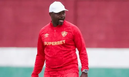 
          Imagem ilustrativa da imagem Fluminense enfrenta o Vitória no primeiro jogo após a 'Era Fernando Diniz'
          