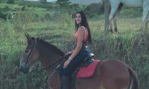 
          Imagem ilustrativa da imagem Furando a bolha: jovens do ES viram influencers da roça
          