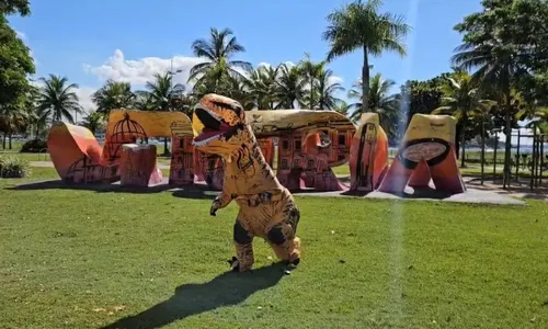 
          Imagem ilustrativa da imagem Gasolina mais barata e lojas com descontos em Dia Livre de Impostos
          