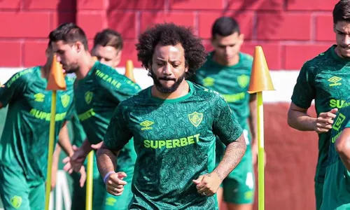 
          Imagem ilustrativa da imagem Grêmio e Fluminense fazem confronto direto contra o rebaixamento pelo Brasileirão
          