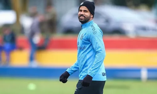 
          Imagem ilustrativa da imagem Grêmio encara o Huachipato-CHI em 'mata-mata' por classificação na Libertadores
          