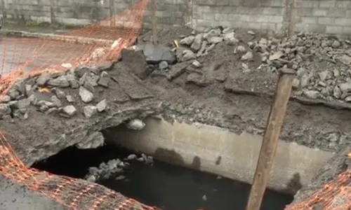 
          Imagem ilustrativa da imagem Homem é encontrado morto dentro de buraco de obra em Vila Velha
          