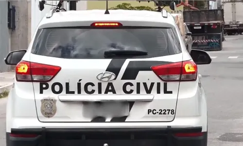 
          Imagem ilustrativa da imagem Homem é esfaqueado após agredir ex-namorada em Vila Velha
          