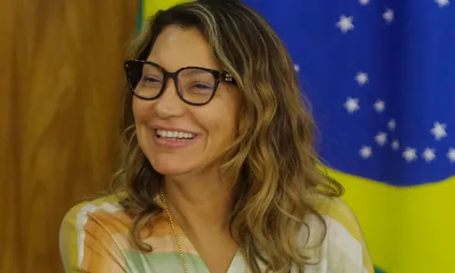 
          Imagem ilustrativa da imagem Janja atribui a 'machismo' a falta de gabinete de primeira-dama no Brasil
          