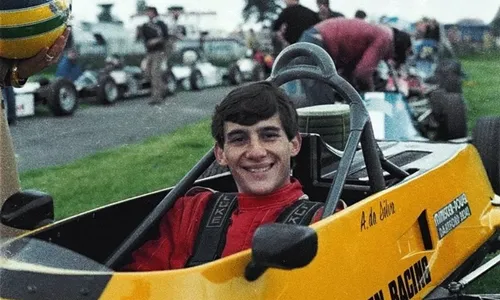 
          Imagem ilustrativa da imagem Inesquecível: 30 anos sem Ayrton Senna
          
