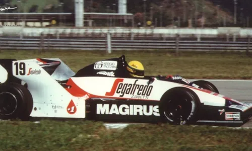 
          Imagem ilustrativa da imagem Inesquecível: 30 anos sem Ayrton Senna
          