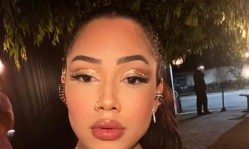 
          Imagem ilustrativa da imagem Influenciadora é brutalmente agredida por homem trans em boate: "Foi muito covarde"
          