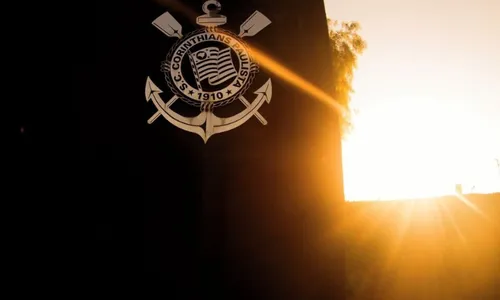 
          Imagem ilustrativa da imagem Intermediário do Corinthians pagou 'laranja' por 'serviços', diz advogado
          