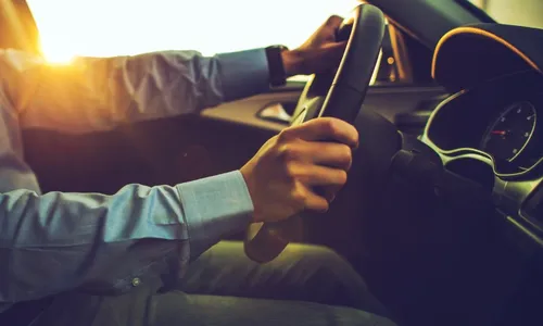 
          Imagem ilustrativa da imagem Isenção de IPVA é estendida a pessoas com deficiência auditiva unilateral total
          