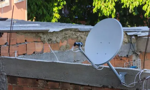 
          Imagem ilustrativa da imagem Jovem de 24 anos fere braços e pernas ao levar choque elétrico em Ipojuca
          