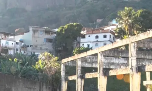 
          Imagem ilustrativa da imagem Jovem é baleado e tem corpo incendiado em Vila Velha
          