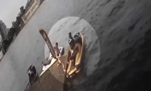 
          Imagem ilustrativa da imagem Jovens ficam feridas após acidente com Jet Ski na Baía de Vitória
          