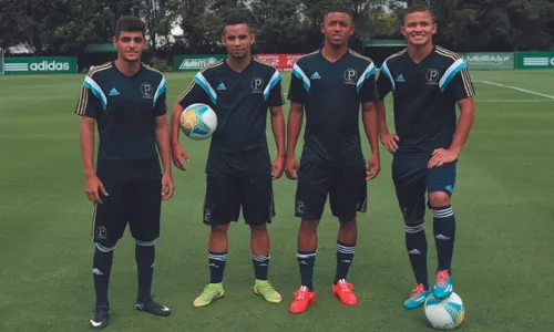 
          Imagem ilustrativa da imagem Lateral do Vitória surgiu junto com Gabriel Jesus
          