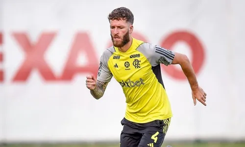 
          Imagem ilustrativa da imagem Léo Pereira treina e deve reforçar a zaga do Flamengo em jogo pelo Brasileirão
          