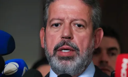 
          Imagem ilustrativa da imagem Lira cria comissão para acompanhar investigações do acidente aéreo em Vinhedo
          