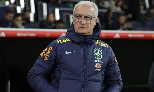 
          Imagem ilustrativa da imagem Dorival Júnior deixa aberta a possibilidade de mexer no ataque da seleção
          
