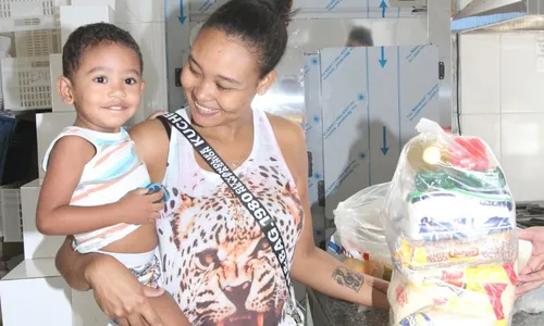 
          Imagem ilustrativa da imagem Mais de 10 toneladas de alimentos doados para famílias carentes em Vitória
          