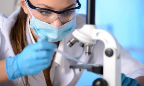 
          Imagem ilustrativa da imagem Mais jovens congelam os óvulos para adiar gravidez
          