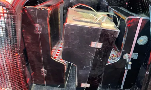 
          Imagem ilustrativa da imagem Máquinas caça-níquel são apreendidas dentro de bar em Viana
          