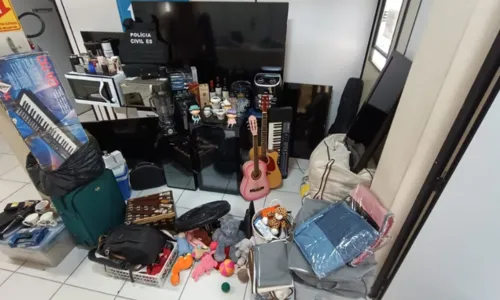 
          Imagem ilustrativa da imagem Marido diz que mulher ouvia vozes de anjos para o casal furtar casas no ES
          