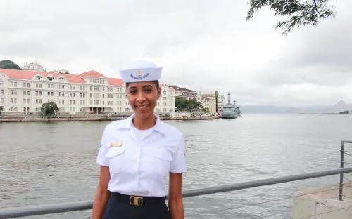 
          Imagem ilustrativa da imagem Marinha abre concurso com 200 vagas para Cabo. Recife é um dos locais de prova
          