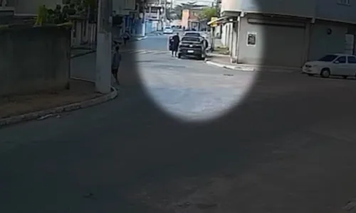 
          Imagem ilustrativa da imagem Mecânico tem arma apontada para cabeça durante assalto em Vila Velha
          