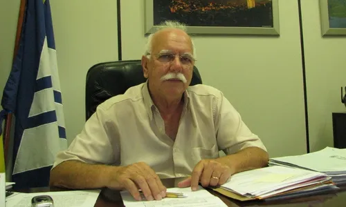 
          Imagem ilustrativa da imagem Morre Roberto Valadão, ex-prefeito de Cachoeiro de Itapemirim e ex-deputado
          