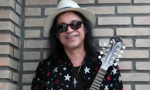 
          Imagem ilustrativa da imagem Morre fundador e ex-vocalista do Chiclete com Banana aos 64 anos
          