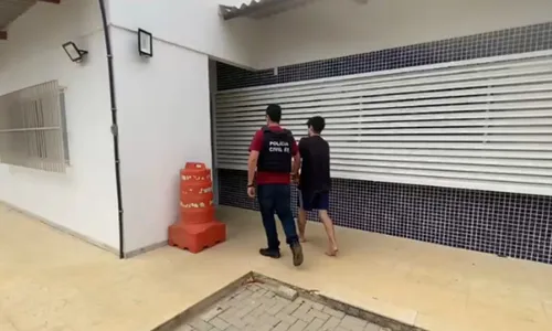 
          Imagem ilustrativa da imagem Motociclista morto em acidente pode ter sido vítima de vingança, diz polícia
          