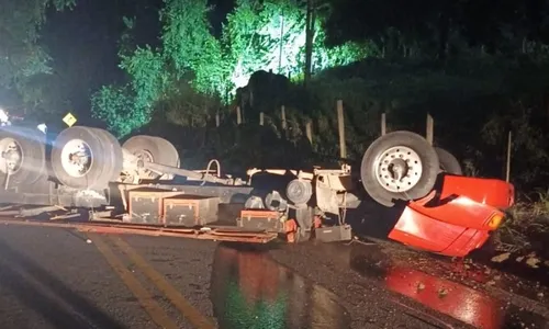 
          Imagem ilustrativa da imagem Motorista morre após grave acidente no Sul do ES
          