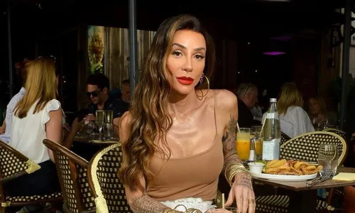 
          Imagem ilustrativa da imagem Maya Massafera revela a nova voz e fala sobre seu processo e transição
          