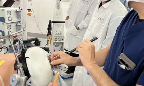 
          Imagem ilustrativa da imagem Neuralink teve problemas no implante cerebral de paciente tetraplégico
          