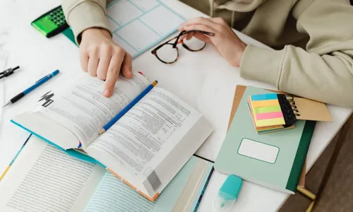 
          Imagem ilustrativa da imagem Novo ensino médio: como secretários de Educação avaliaram mudança no Senado
          