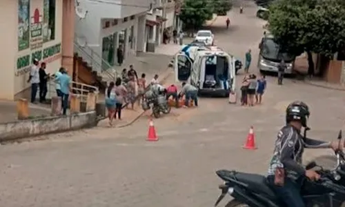 
          Imagem ilustrativa da imagem Ônibus perde o freio em ladeira e mata pedestre no ES
          