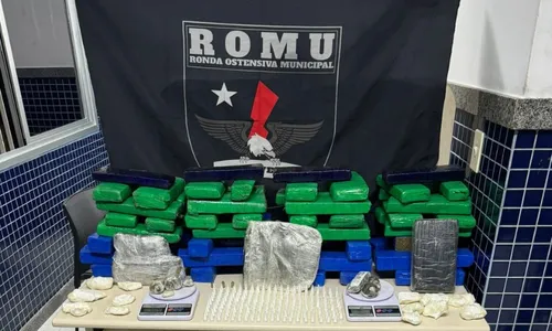 
          Imagem ilustrativa da imagem Operação desarticula ponto de fabricação de armas e tráfico de drogas em Vila Velha
          